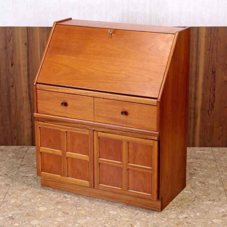 ビューロー ネイサン ライティング イギリス チーク NATHAN 扉タイプ ミッドセンチュリー 北欧