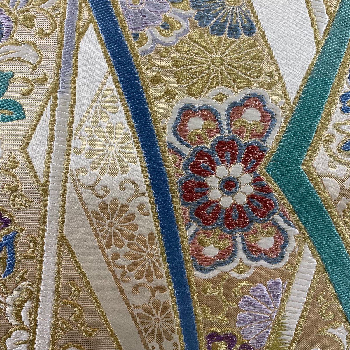 袋帯 引箔 華文 花唐草 24M188f 袋帯 美品 秀品 華文 花唐草 金糸 箔 ベージュ 六通 正絹 【中古
