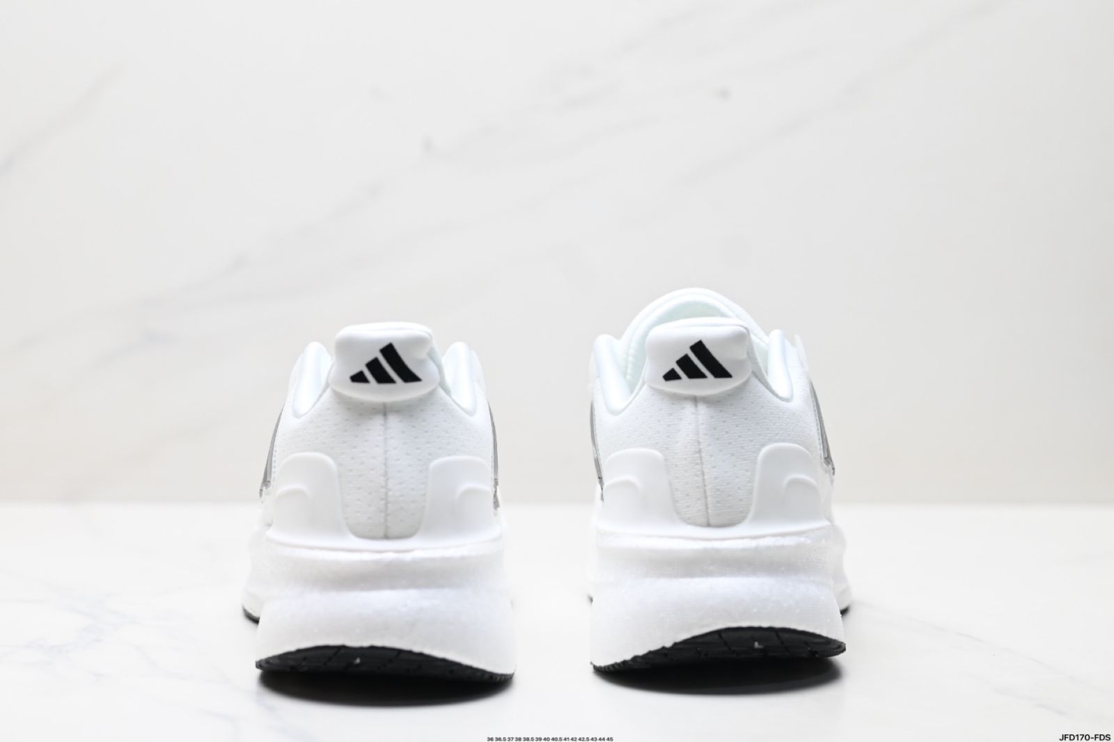 Adidasアディダス メンズ ウルトララン 5 ランニングシューズ-MM