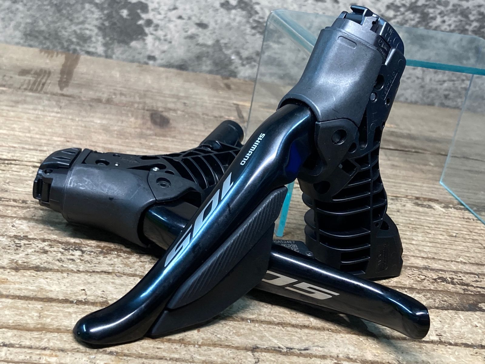 JM744 シマノ SHIMANO 105 ST-R7170 STIレバー 2x12s Di2 電動 油圧 動作 済 固定パーツ ブラケットカバー