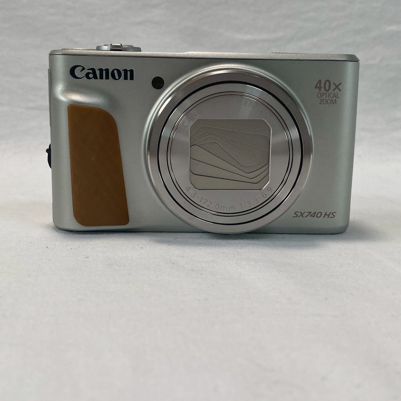 キャノンPowerShot SX740 HS シルバー ケース付 PowerShot SX740 HS：コンパクトデジタルカメラ｜個人｜キヤノン
