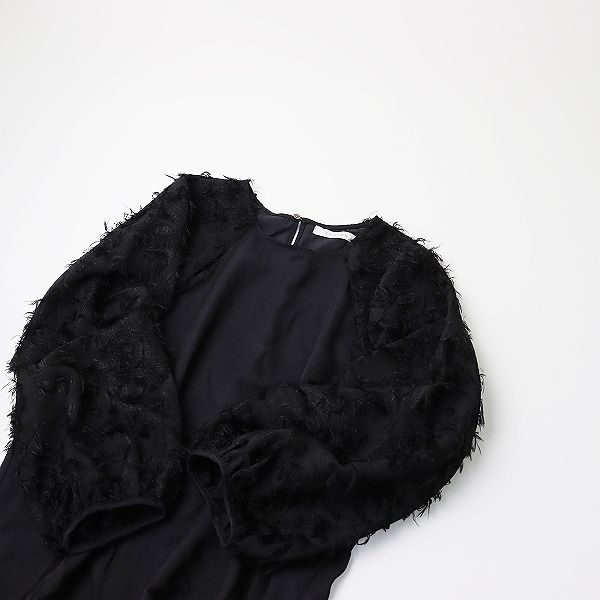 【新品タグ付き】chignon カットジャガードブラウス ブラック F 楽天市場】【30％OFF】CHIGNON（シニヨン） カットジャガード