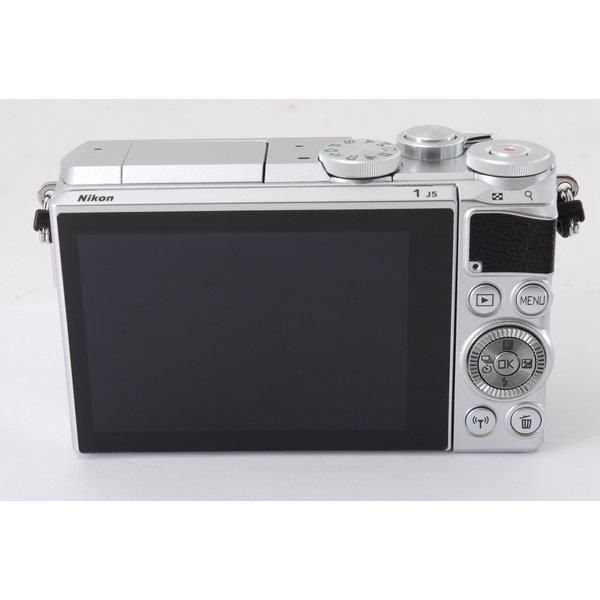 ニコン Nikon J5 シルバー レンズキット SDカード付き microSD