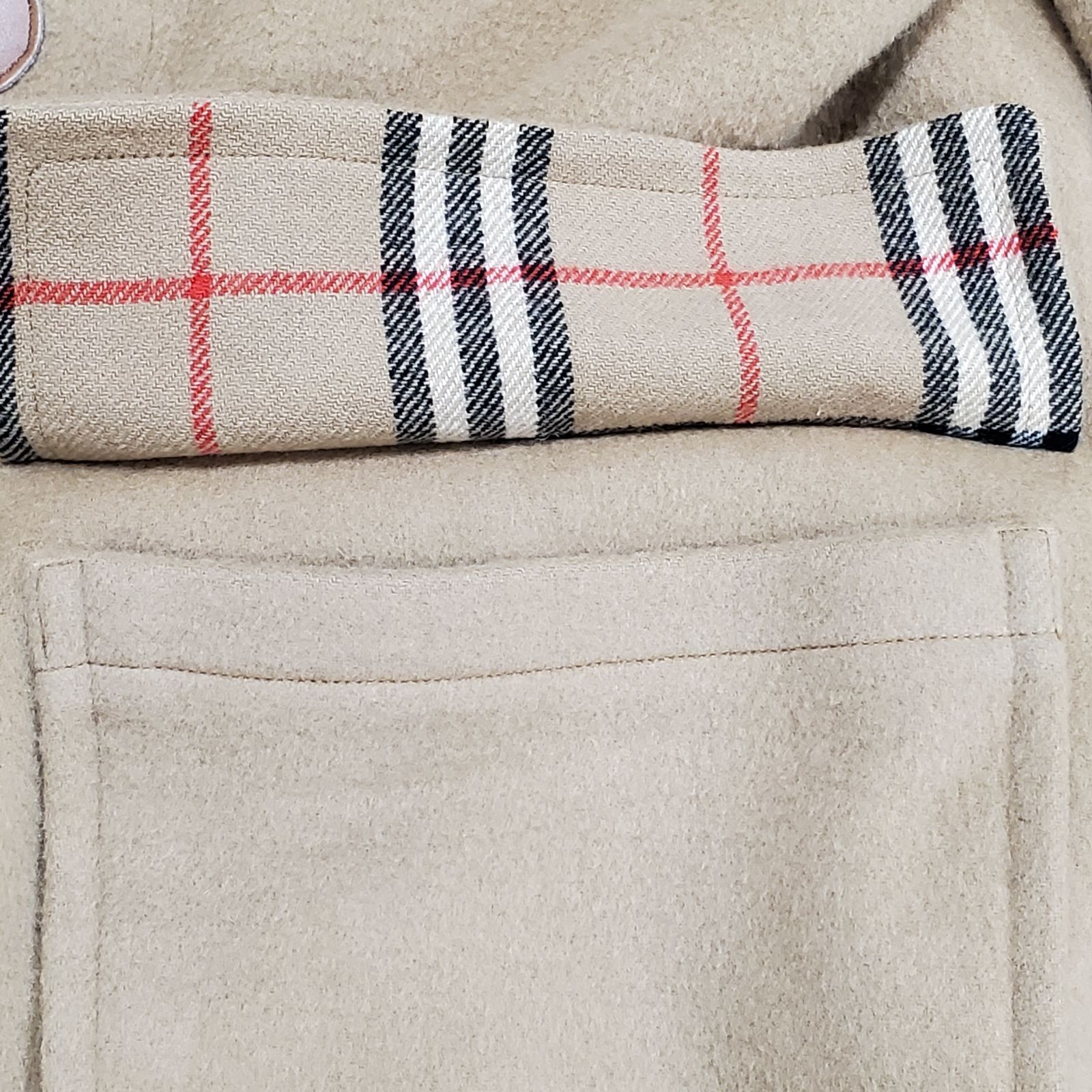 【mami 】BURBERRY 　ダッフルコート イエロー　３８サイズ mami 】BURBERRY ダッフルコート イエロー 38サイズ