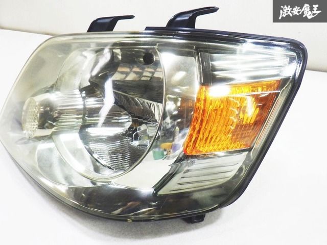 トヨタ純正 AZR60G AZR65G ノア 前期 HID キセノン ヘッドライト