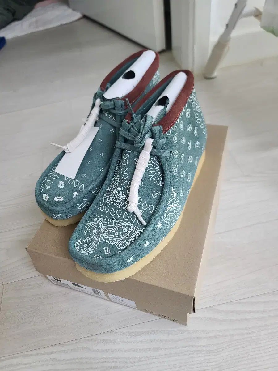 Clarks(クラークス) ワラビー ブーツ 260 新品 出品