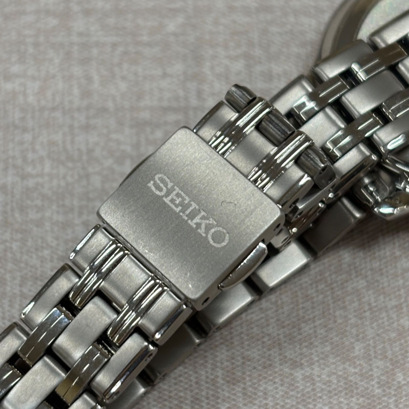 美品 SEIKO セイコー エクセリーヌ 1B35-0AE0 デイト ドルチェ ◎ SEIKO SWCW161 ドルチェ&エクセリーヌ ソーラー電波 チタン
