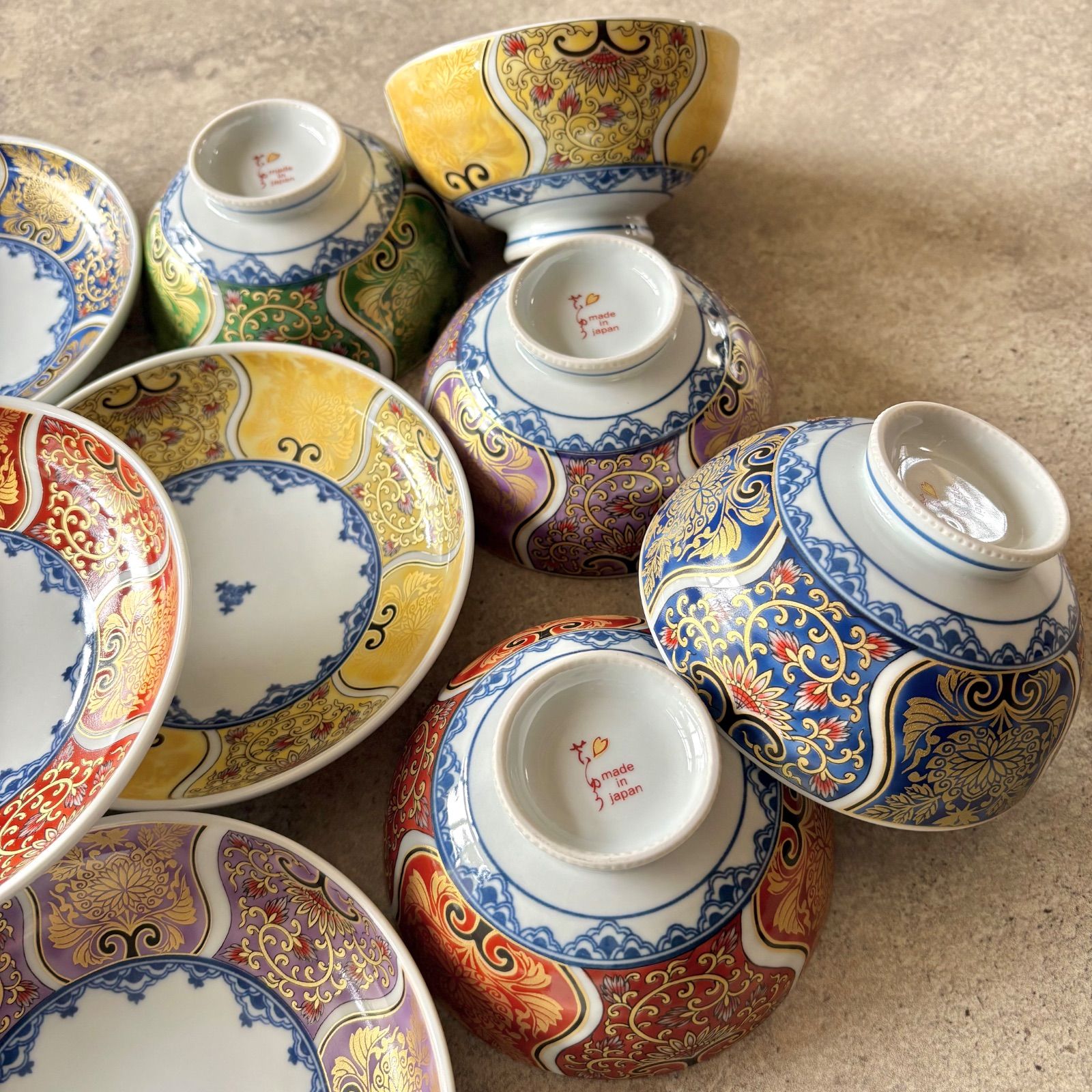 献上古伊万里 １０点セット 飯碗 取り皿 五色 食器 茶碗 五客揃 ご飯茶碗 銘々皿 赤 青 緑 黄 紫 六茶漬 豪華