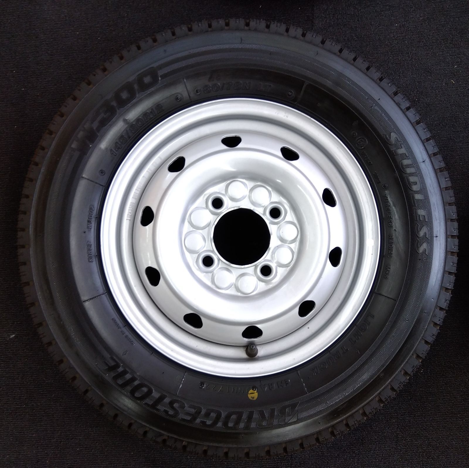 新品未使用 タイヤホイールセット 4本セット TOPYスチールホイール 12 
