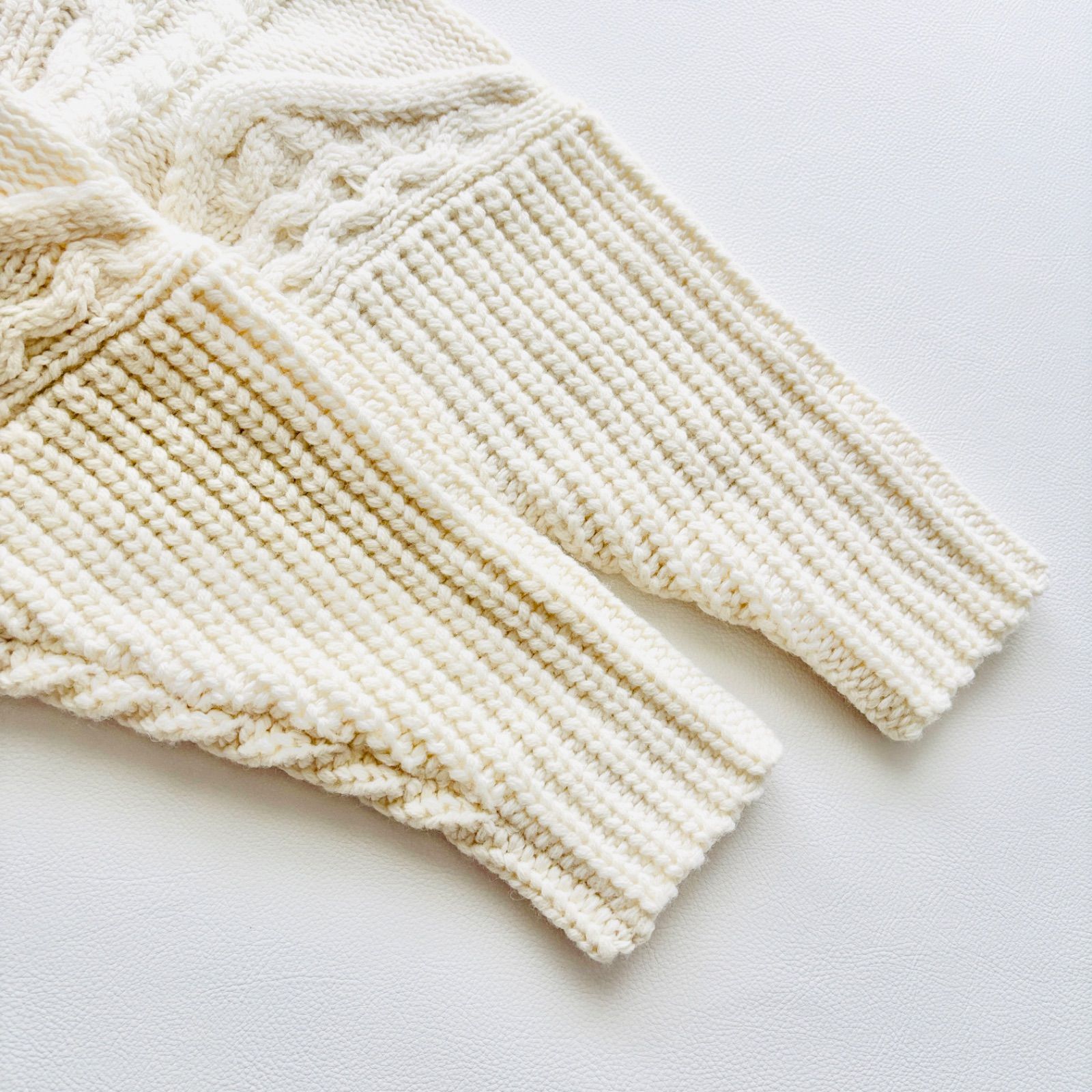 肉厚 オフホワイト