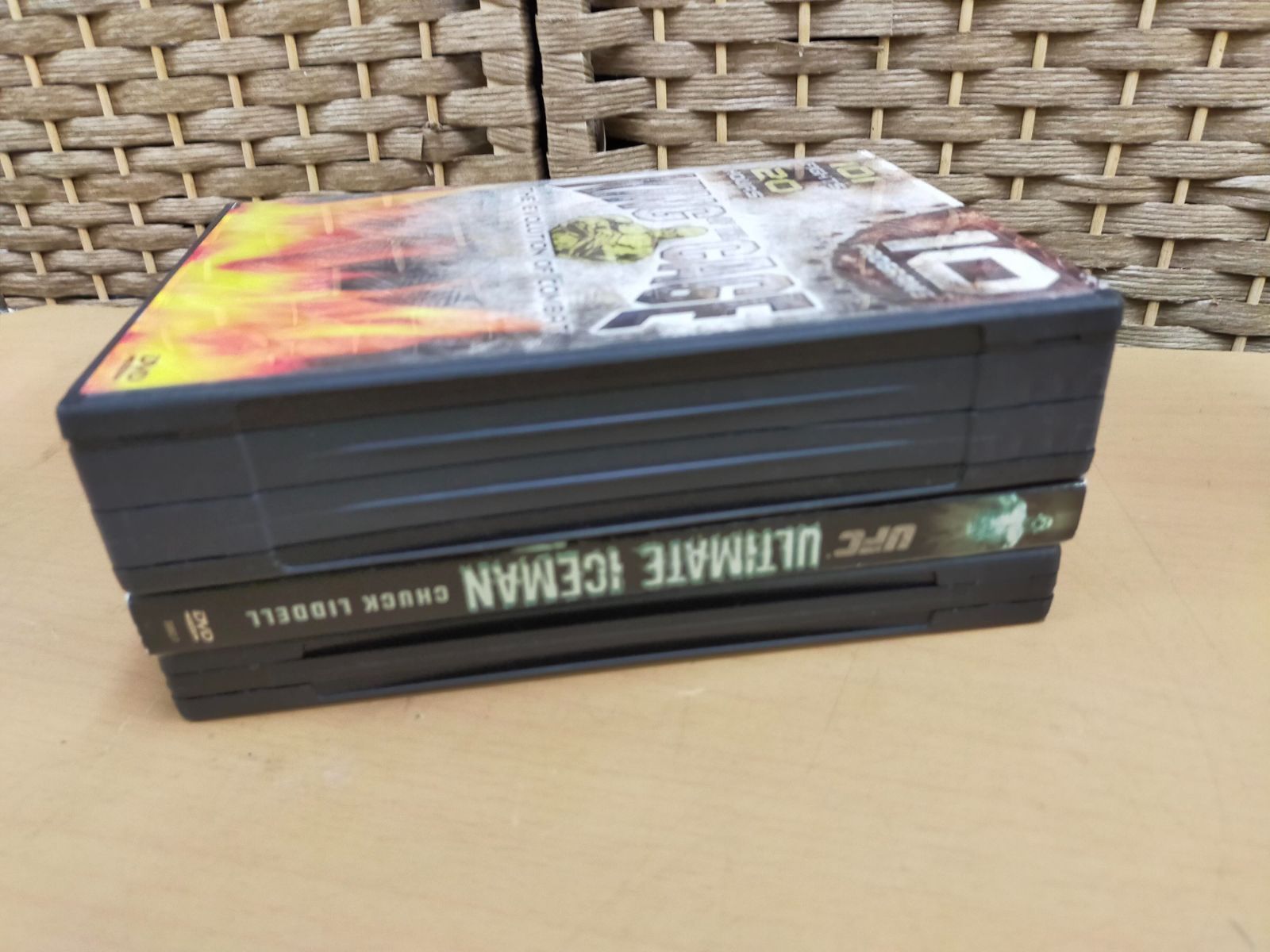 超入手困難！【廃盤】太極英雄 DVD 全4巻セット 超入手困難！【廃盤】太極英雄 DVD 全4巻セット