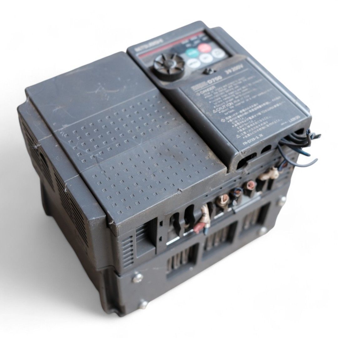 アウトレット 三菱電機 MITSUBISHI インバーター FR-D720-3.7K