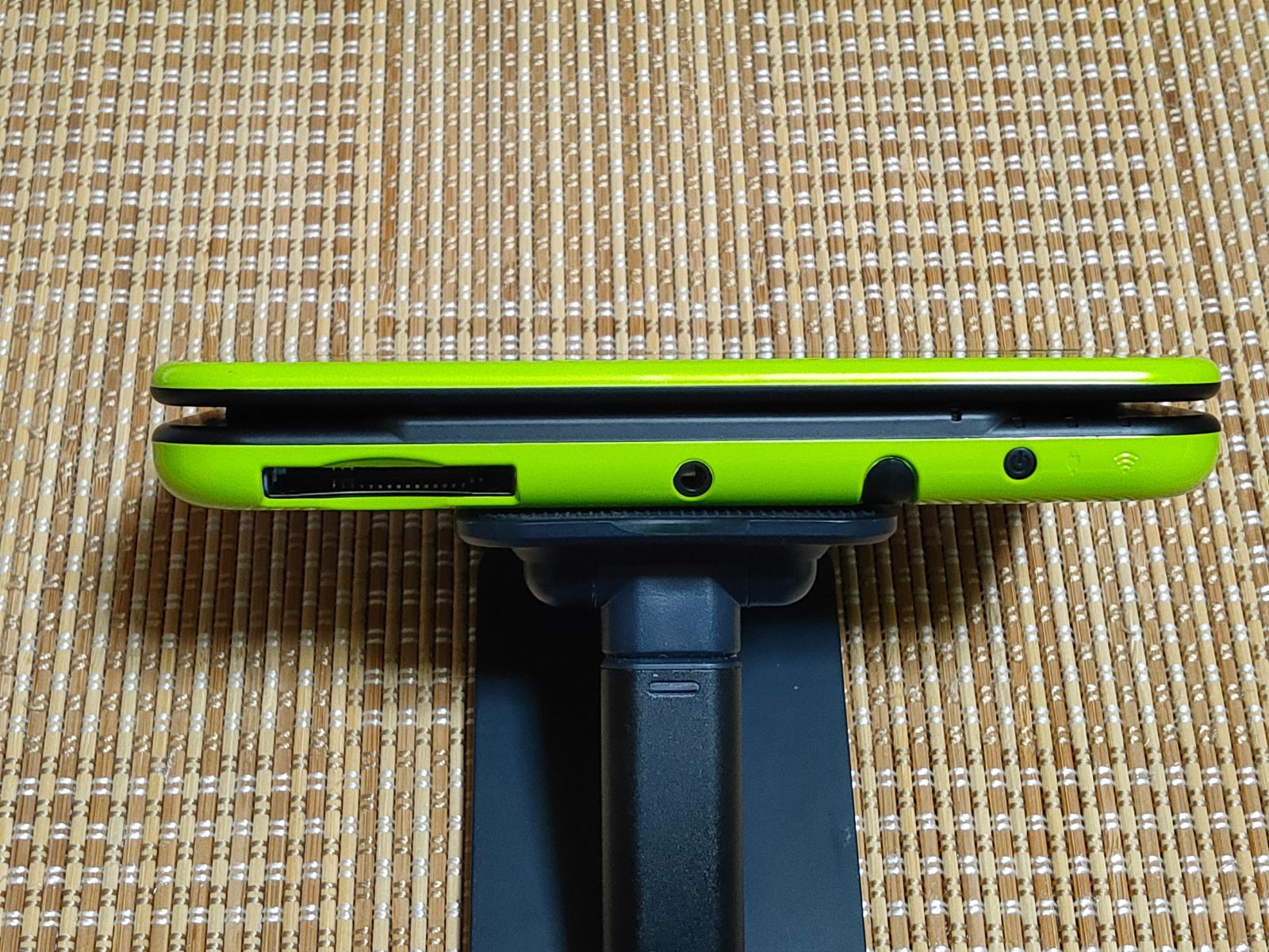 本体のみ New3DSLL ライム×ブラック G ゲーム new3dsll 本体 ライム