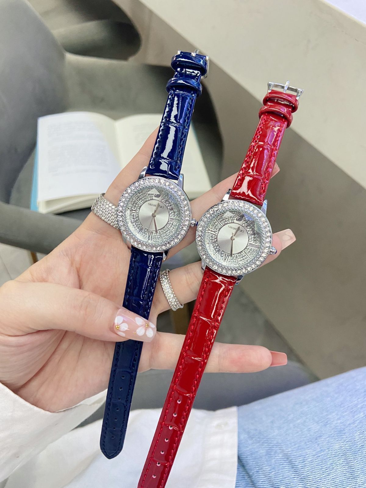 美品　Swarovski クリスタル付き腕時計 楽天市場】腕時計 クリスタル ネイビー 上品SWAROVSKI