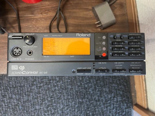 Roland 売れ筋 ローランド SOUND Canvas SC－88 ジャンク 送料無料