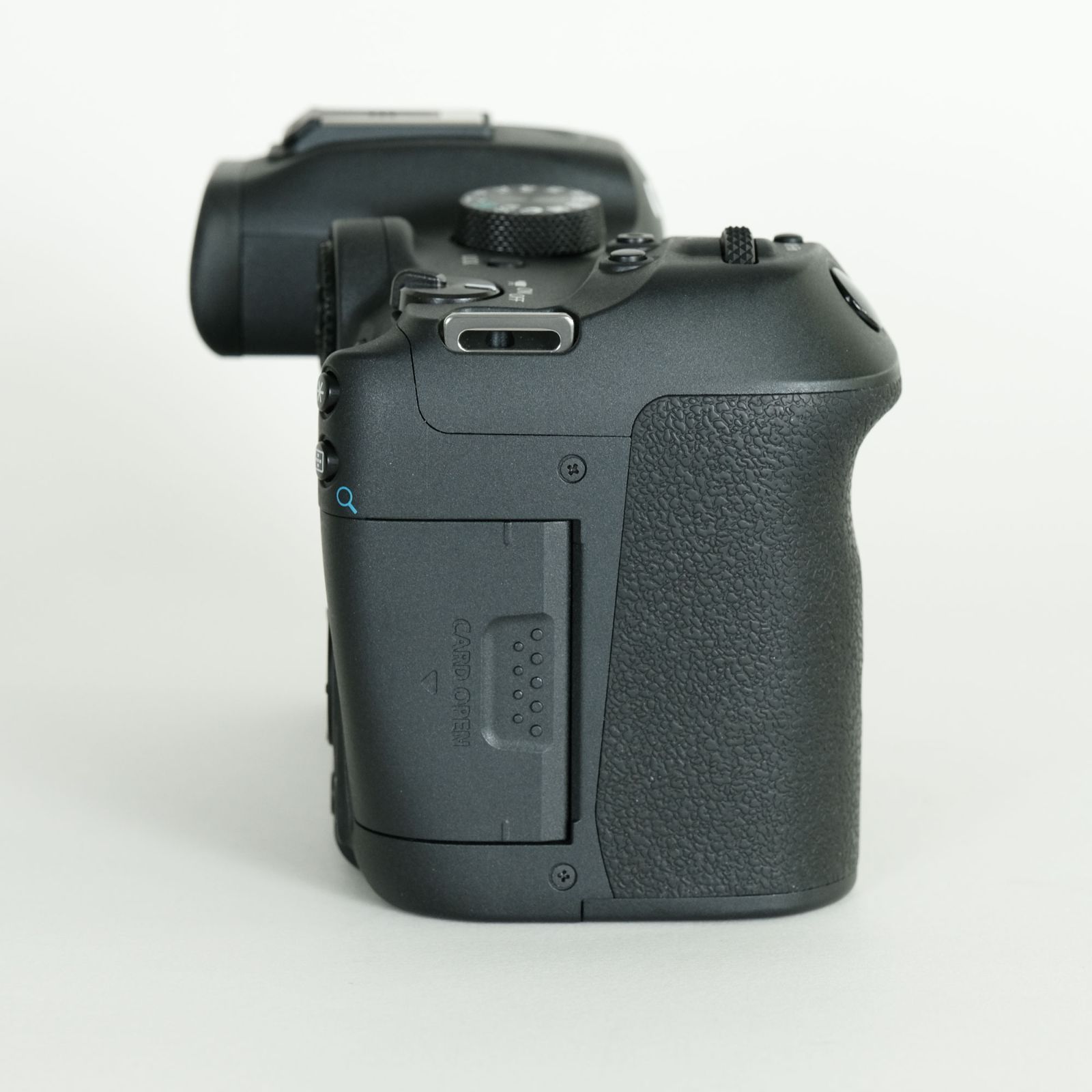 キヤノン EOS R7 ボディ バッテリー2個！