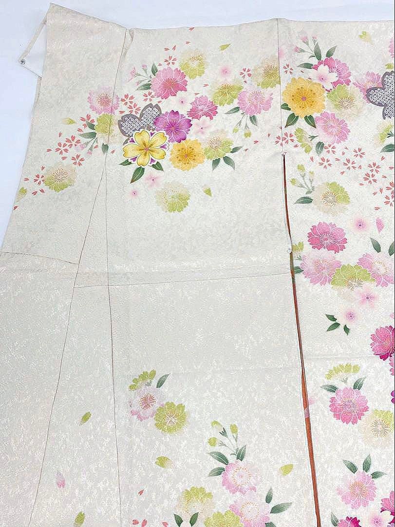振袖 豪華 銀通し 金駒 刺繍 金彩 桜 紋意匠 身丈155cm 小柄向き