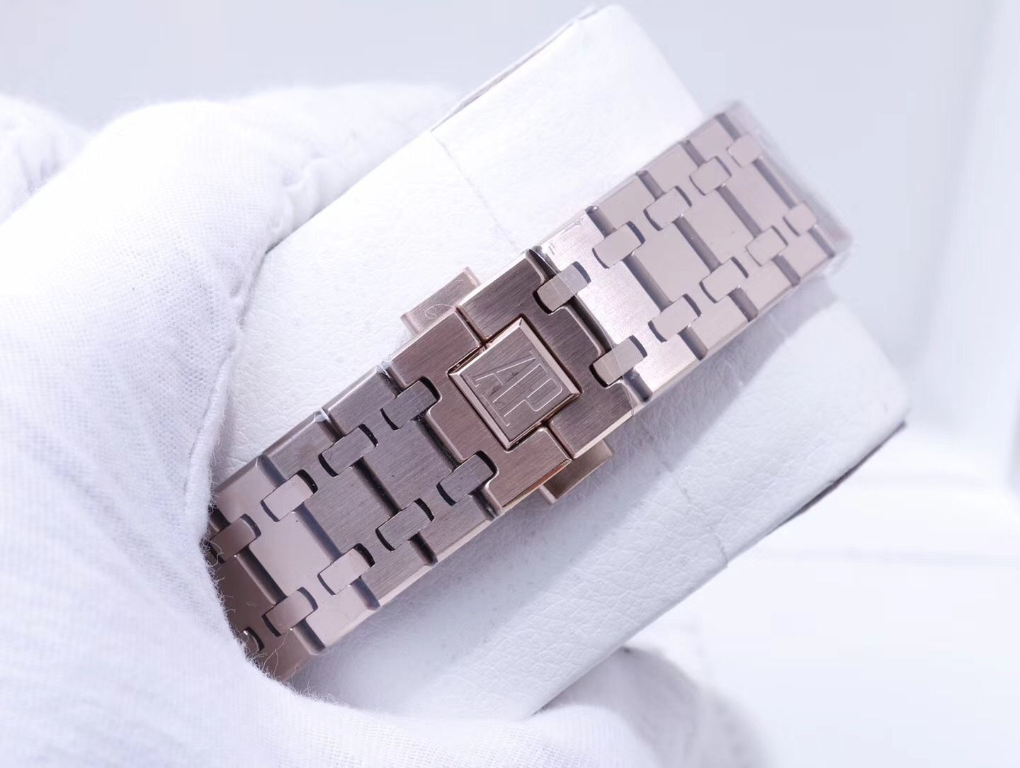 オーデマ?ピゲ ロイヤルオーク エクストラシン 15202OR.OO