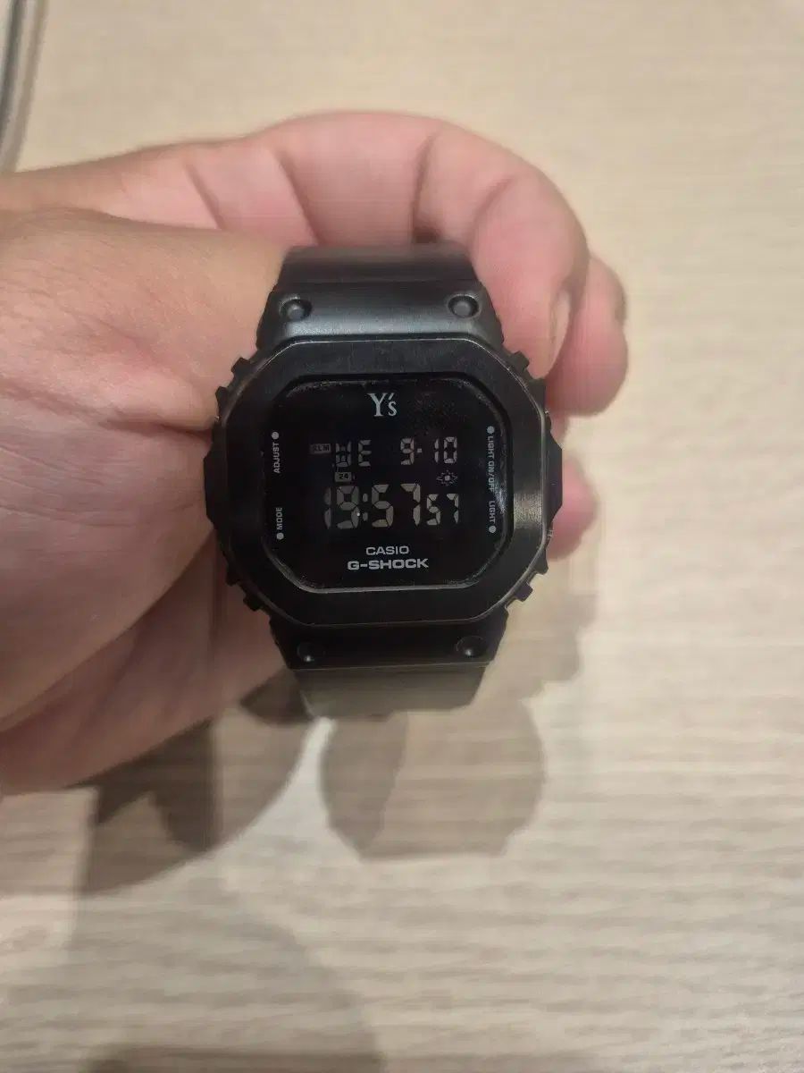 G-SHOCK 99' DW-9700K-1T 第8回イルカクジラ記念モデル 2025年