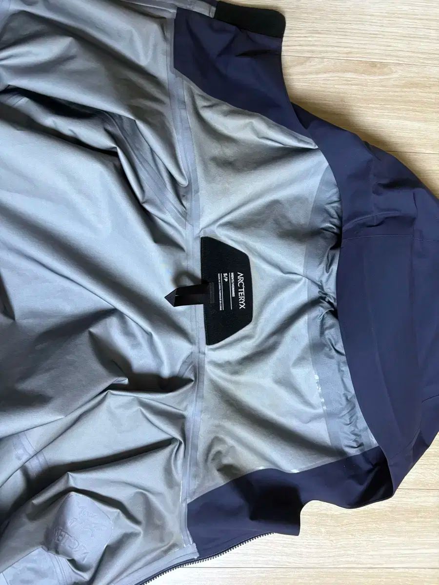 ARC TERYX アークテリクス ベータ s