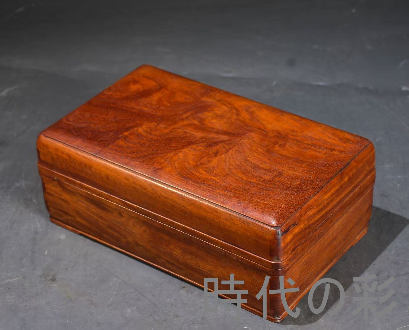 中国古美術 旧家蔵出 黄花梨木 彫刻 首飾盒 収納盒 手作り 細密彫 木製 文房置物 唐物 古玩 古民具 古置物 東洋彫刻 清時代 R07100639 WWW_IBETON_RU