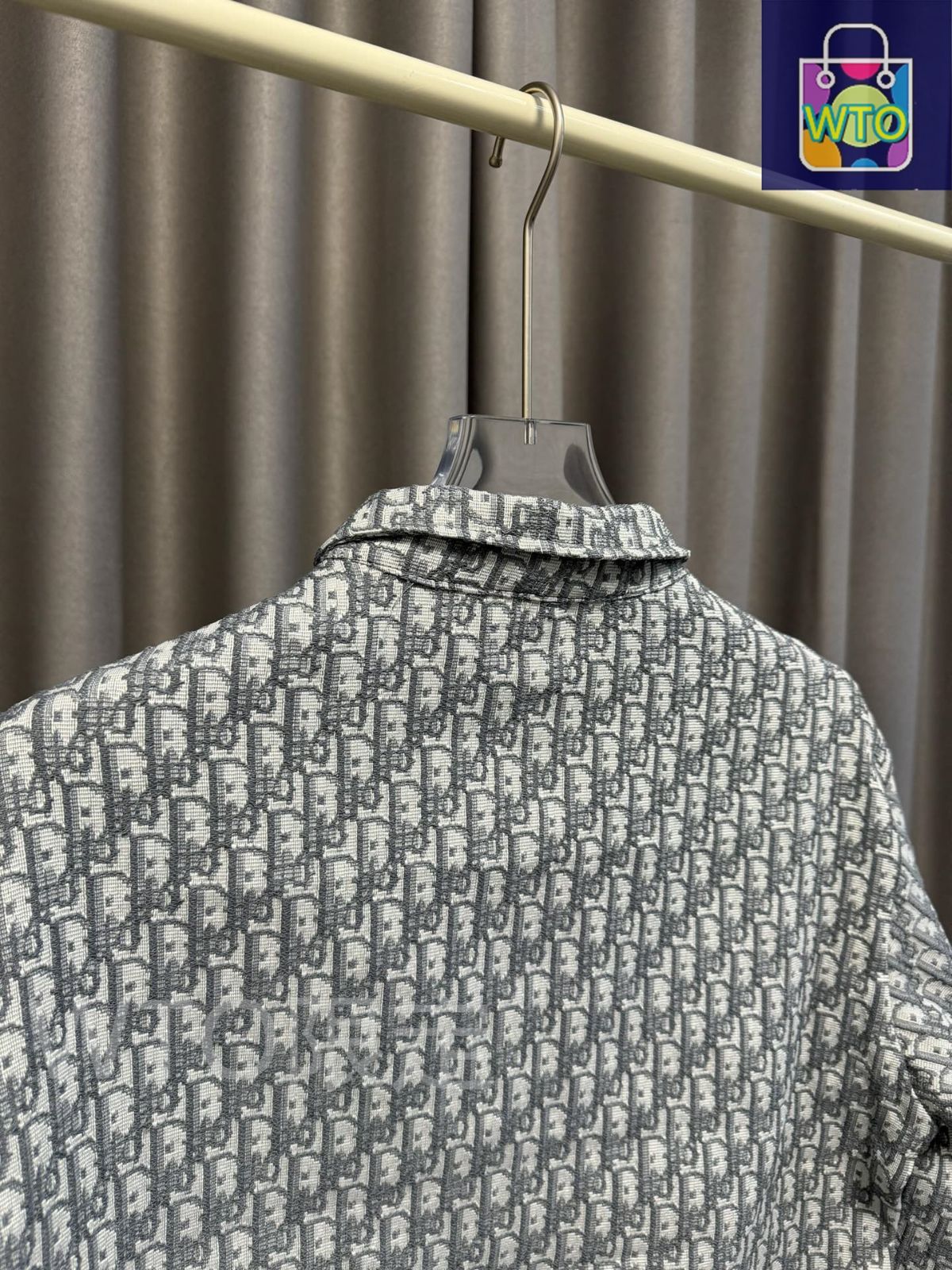 ディオール（DIOR）の新モデル 満遍にプリントされたモノグラム