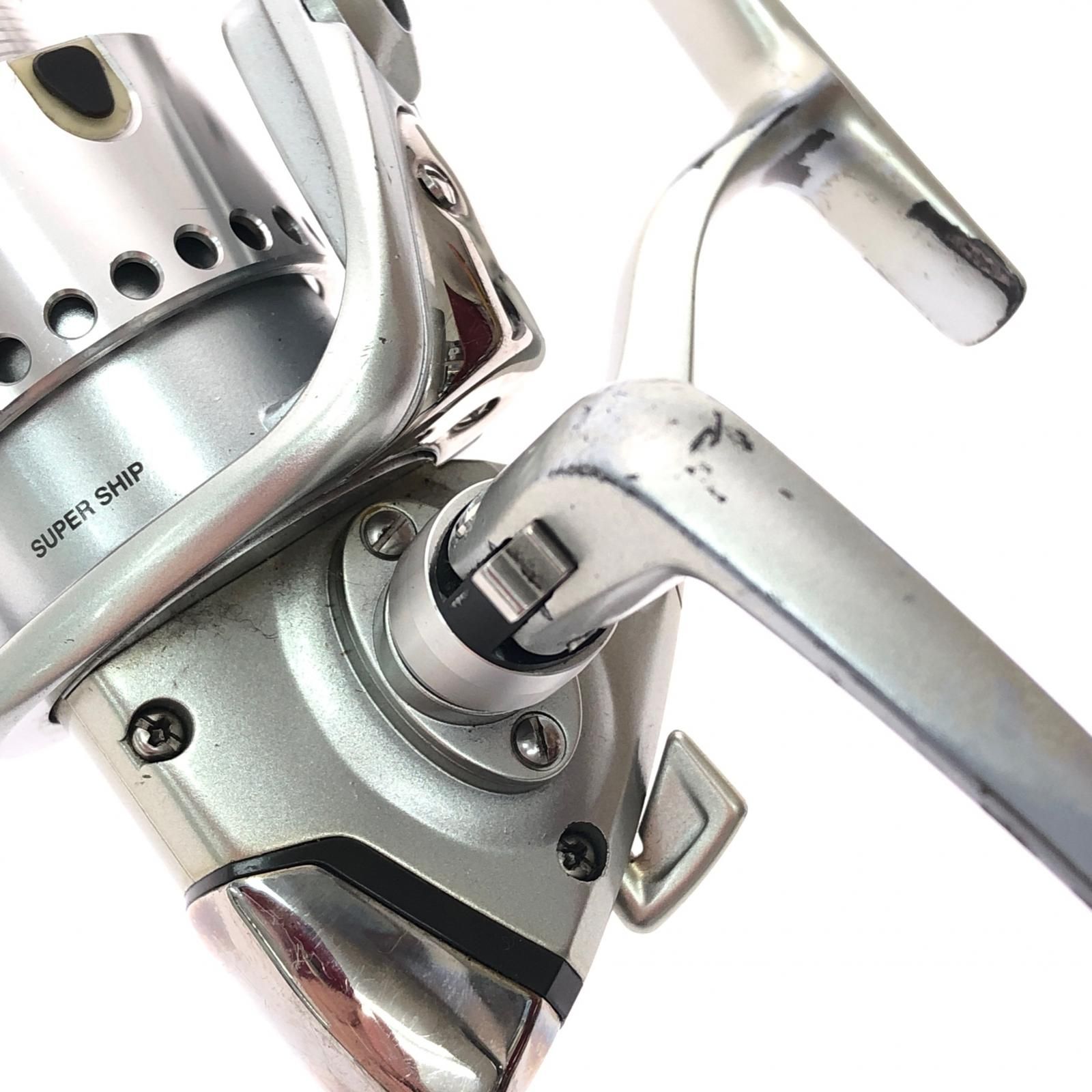 スピニングリール