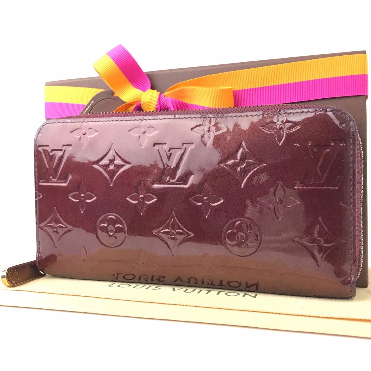 VUITTON 財布 オシャレでかわいい♪】ルイヴィトン 長財布 うさぎ ジップ