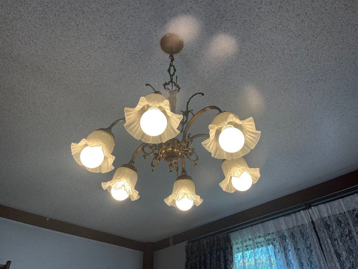 条件付き送料無料。 ●MEIWA SANGYO 明和産業 ロココ調 アンティーク 5灯 シャンデリア 天井照明 真鍮 ガラスシェード エレガント ヨーロピアン 他1116