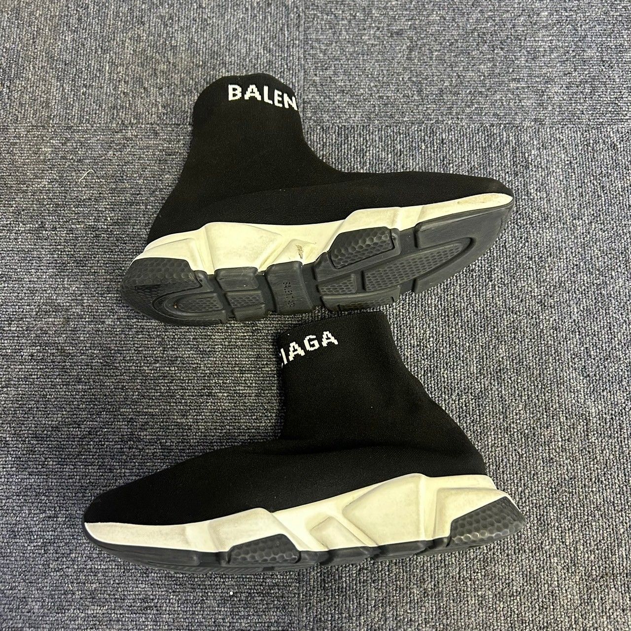 BALENCIAGA バレンシアガ ハイカットシューズ ソックス