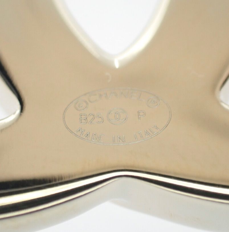 中古Aランク】CHANEL ココマーク B25P ブローチ メタル ゴールド 中古Aランク】CHANEL ココマーク B25P ブローチ メタル ゴールド