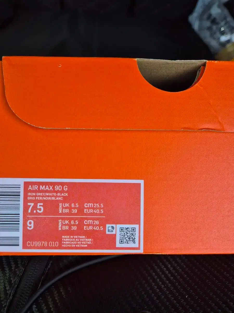 学生服 NIKE ナイキ エアマックス 90 ゴルフシューズ ブラック レッド 255 発送日は7です。