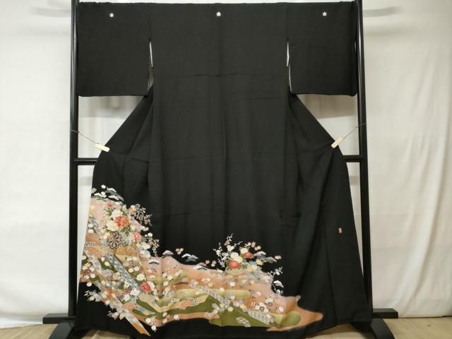 GON様ご確認用正絹黒留袖　作家物　花車文　金彩　② 平和屋着物□豪華黒留袖 作家物 駒刺繍 万寿染 花車文 金彩 正絹