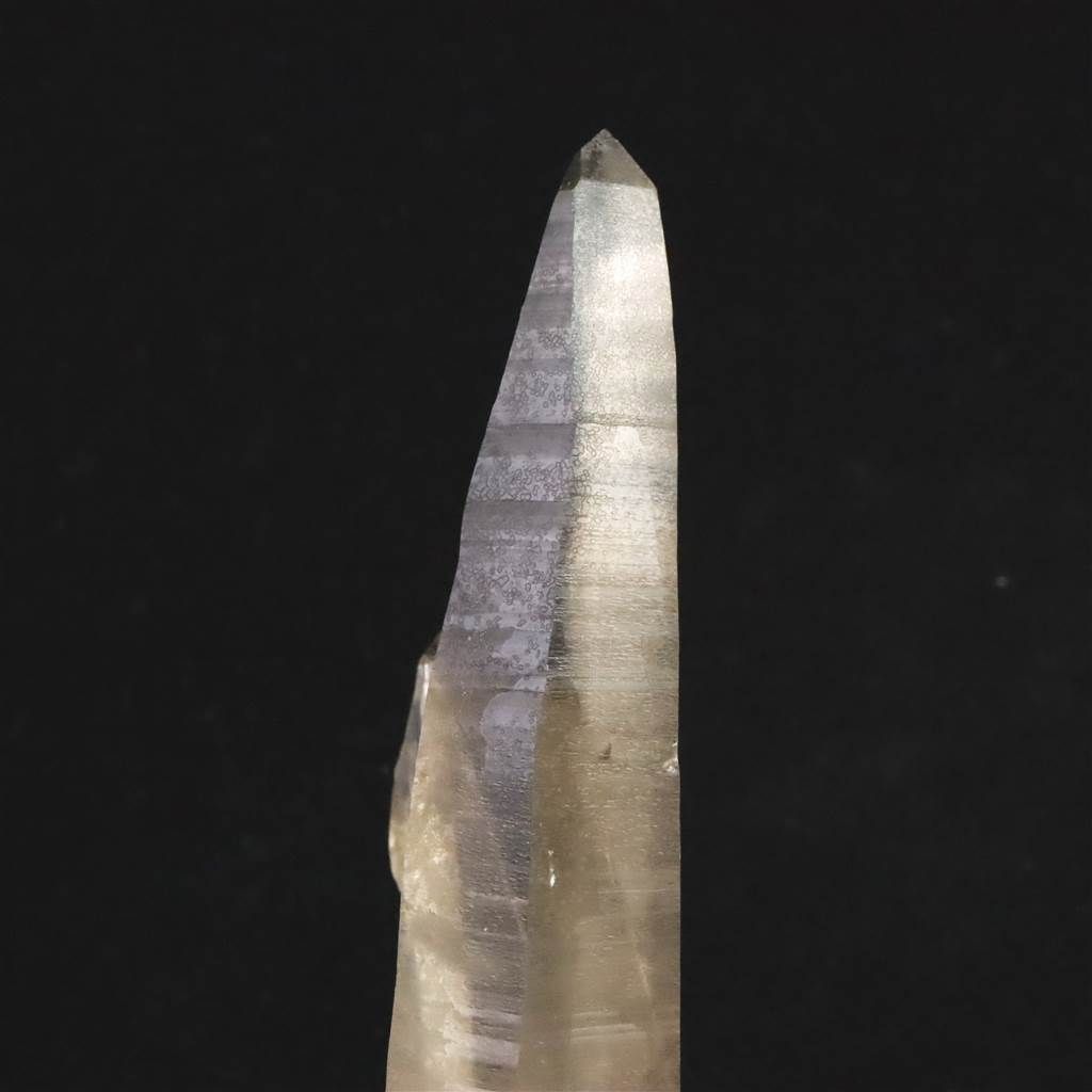 ロシアンレムリアン 114mm 原石 111g 【榎本通商76142】 - メルカリ