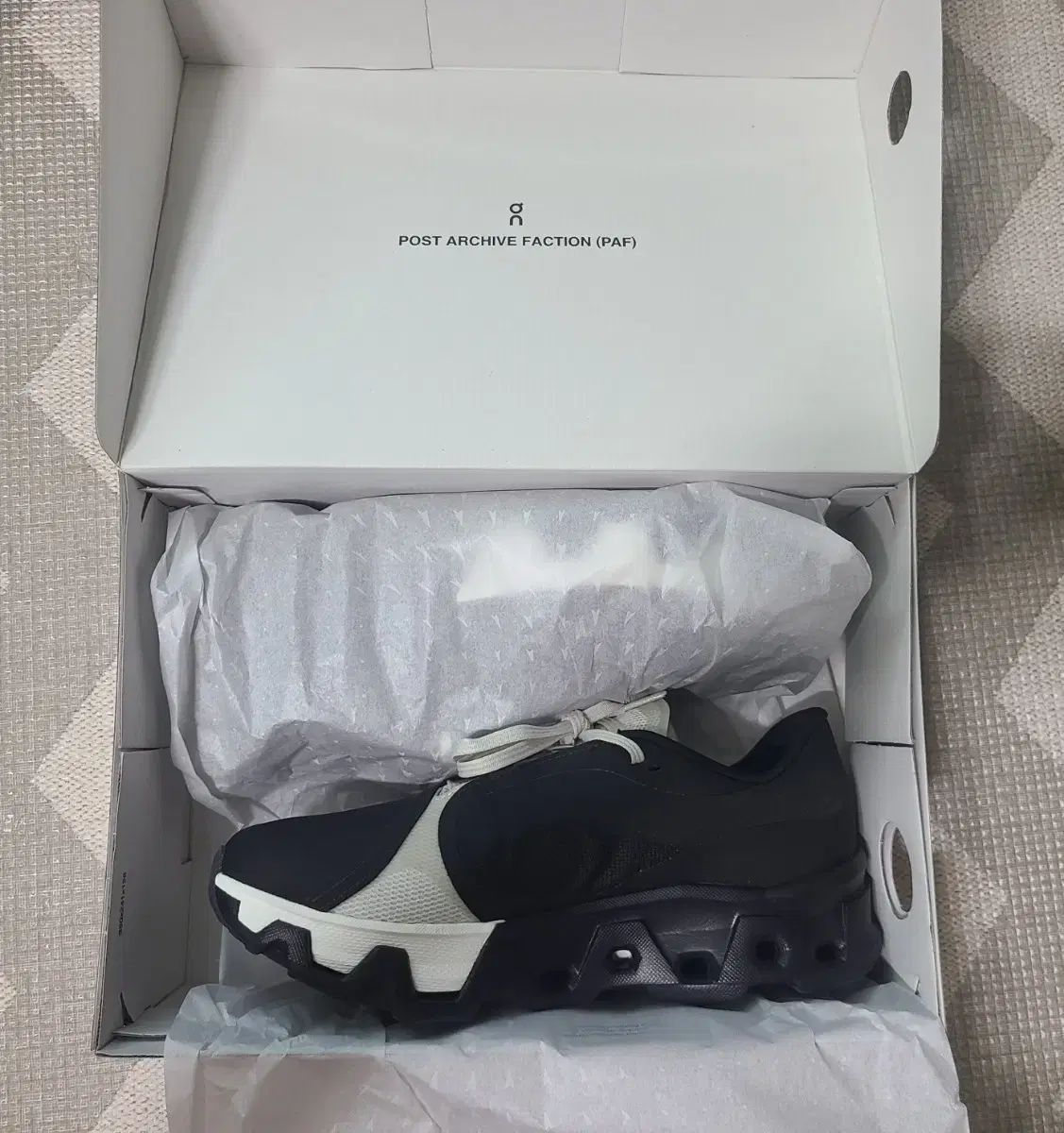 285 パフ 単ランニング クラウド ハイパー