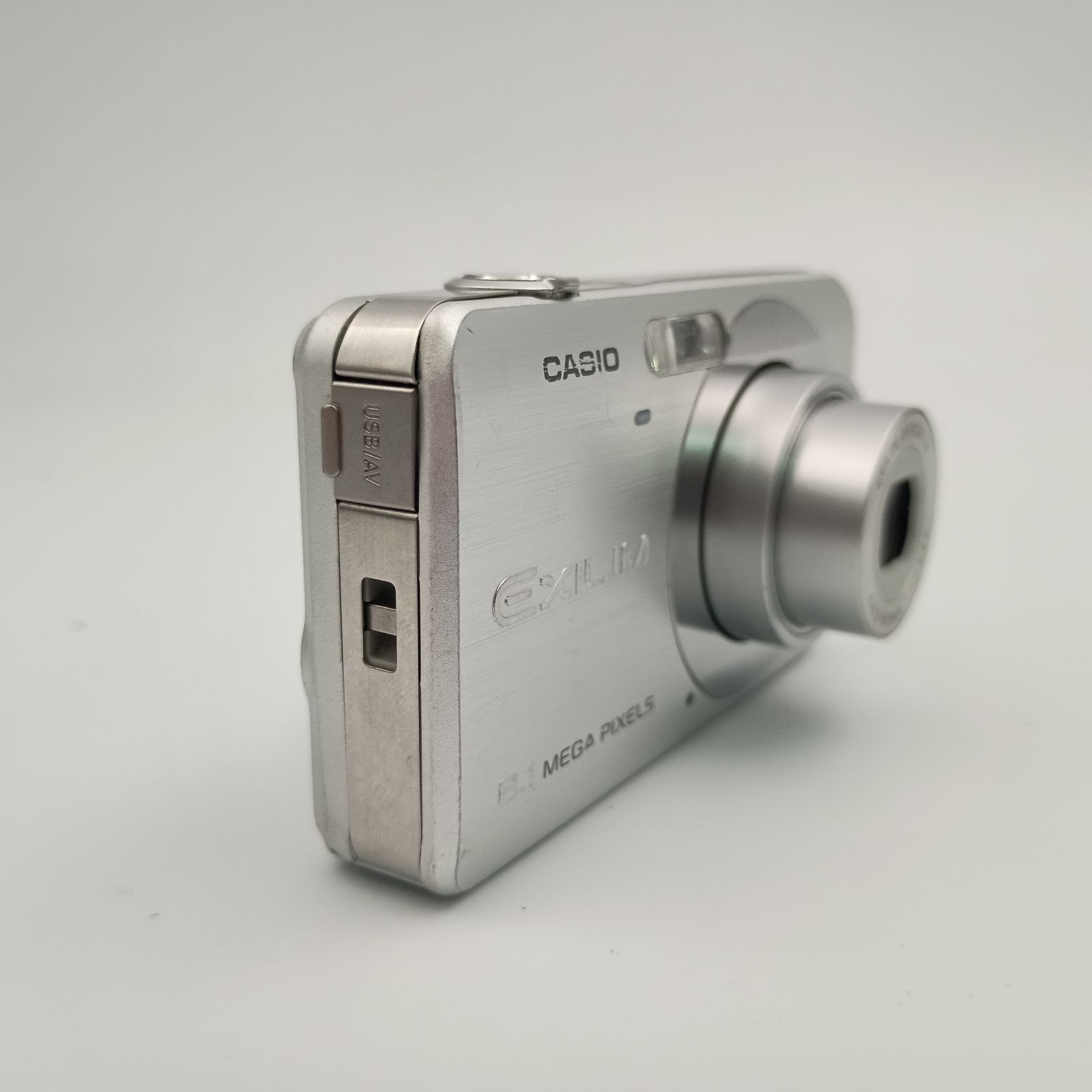 CASIO EXILIM EX-Z80 Compact DIGITAL Camera SILVER シルバー