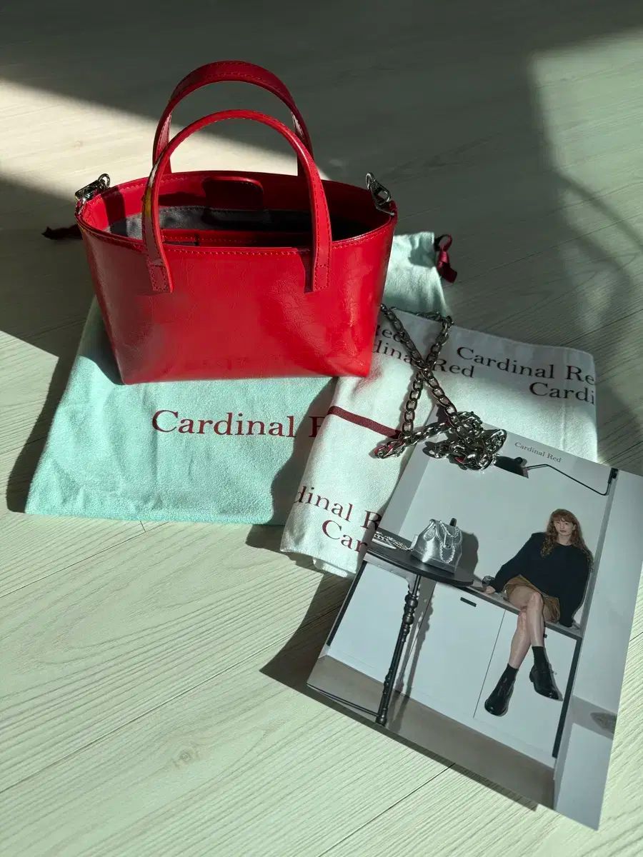 Cardinal Red イッピバッグ レッド