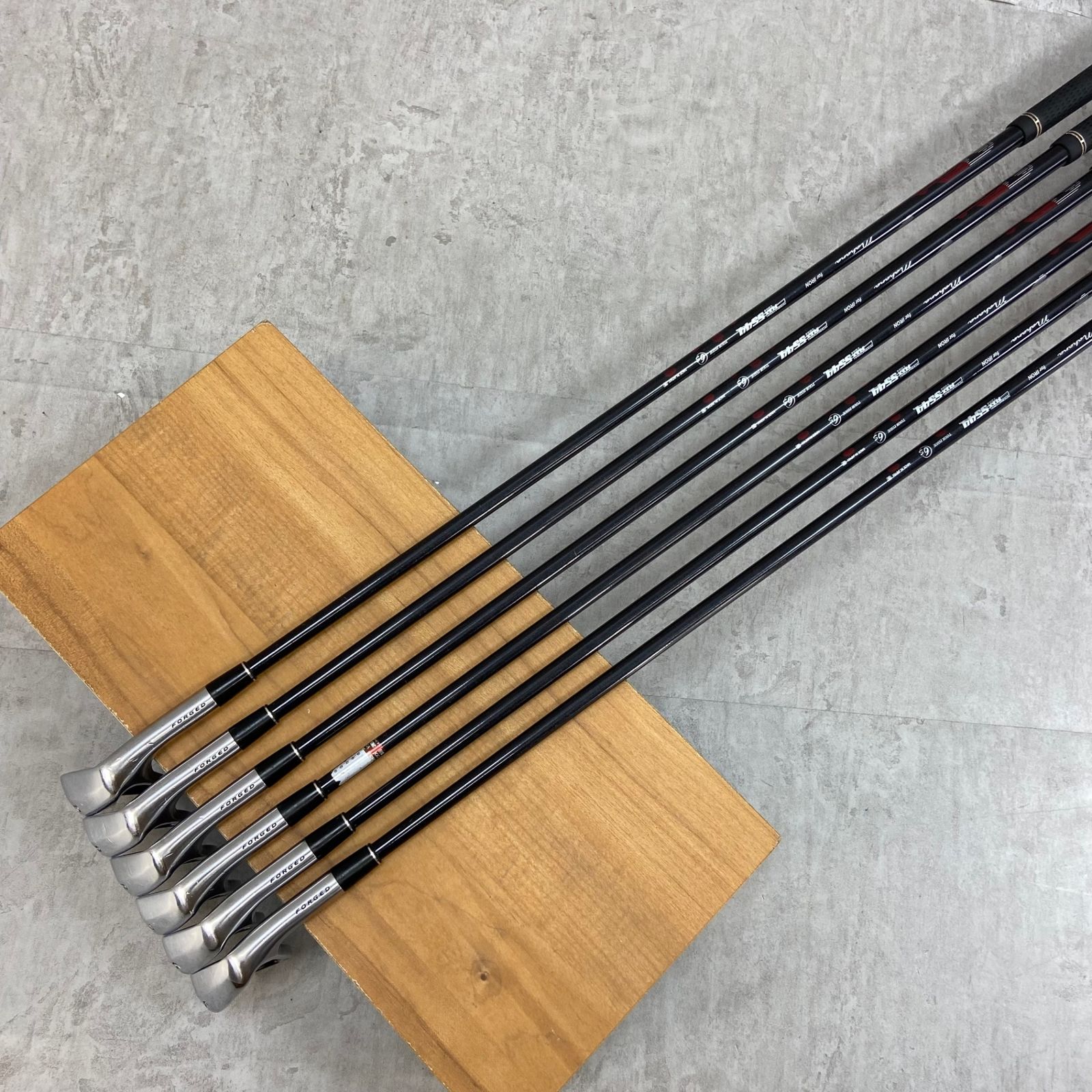 スリクソン Z585 メンズゴルフ アイアンセット 6本 右利き用 6S SRIXON