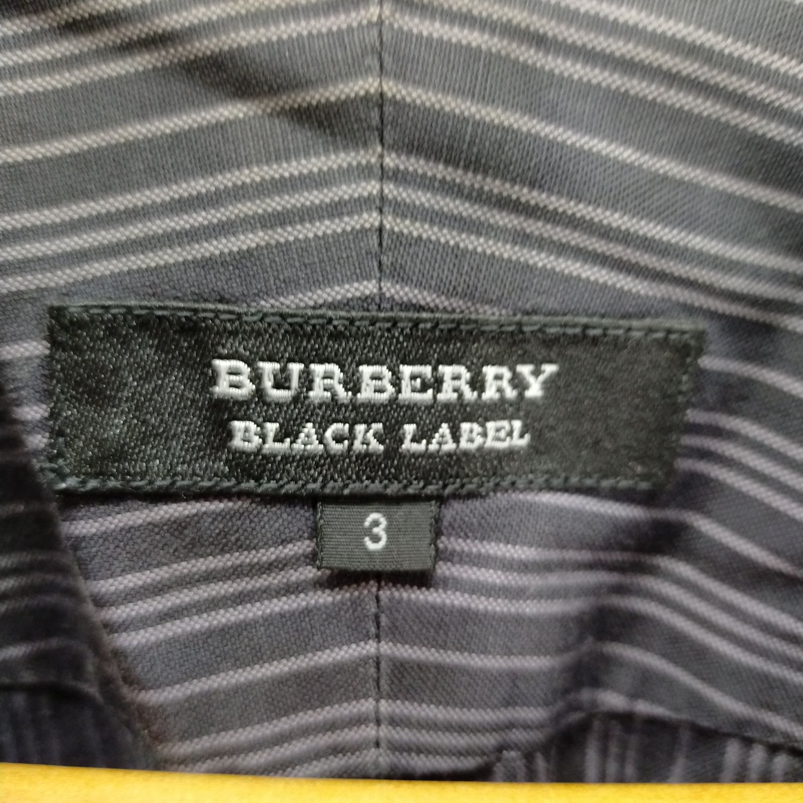 バーバリーブラックレーベル BURBERRY BLACK LABEL ロゴ刺繍