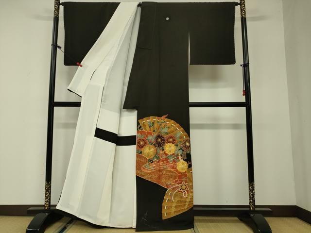 平和屋着物□豪華黒留袖 駒刺繍 舞蝶文 たたき染め 金彩 正絹