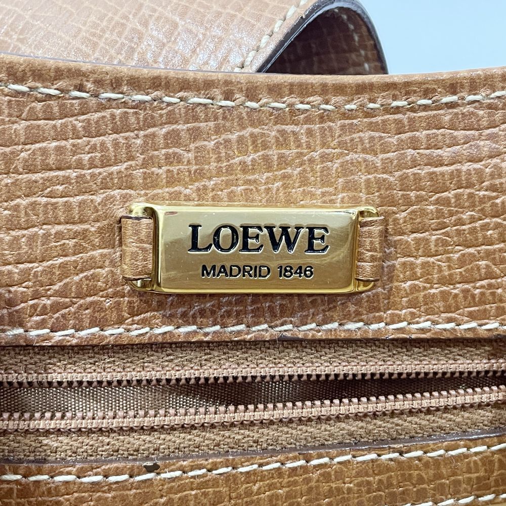 LOEWE ショルダーバッグ ターンロック ヴィンテージ 斜め掛け レザー ...