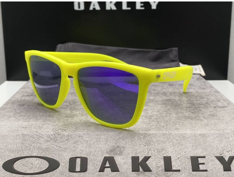 OAKLEY オークリー Frogskins フロッグスキン 初期ネオンイエロー 小物 