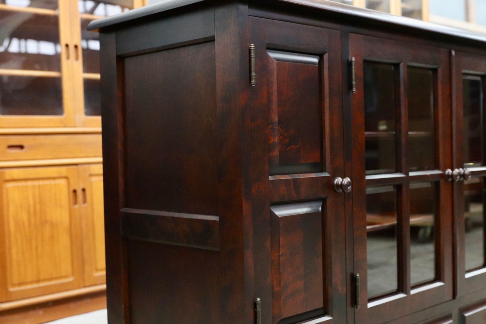 リビングボード