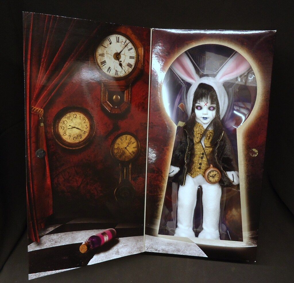 メズコ リビングデッドドールズ イン ワンダーランド Eggzorcist as the White Rabbit