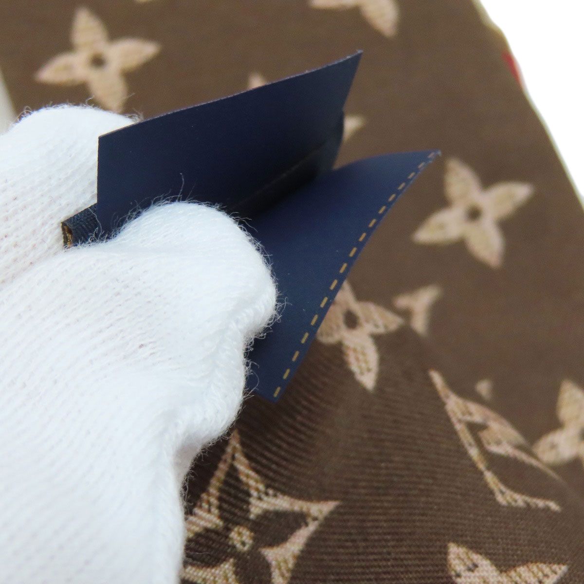 LOUIS VUITTON ルイヴィトン M78147 バンドーBB LVディテールズ