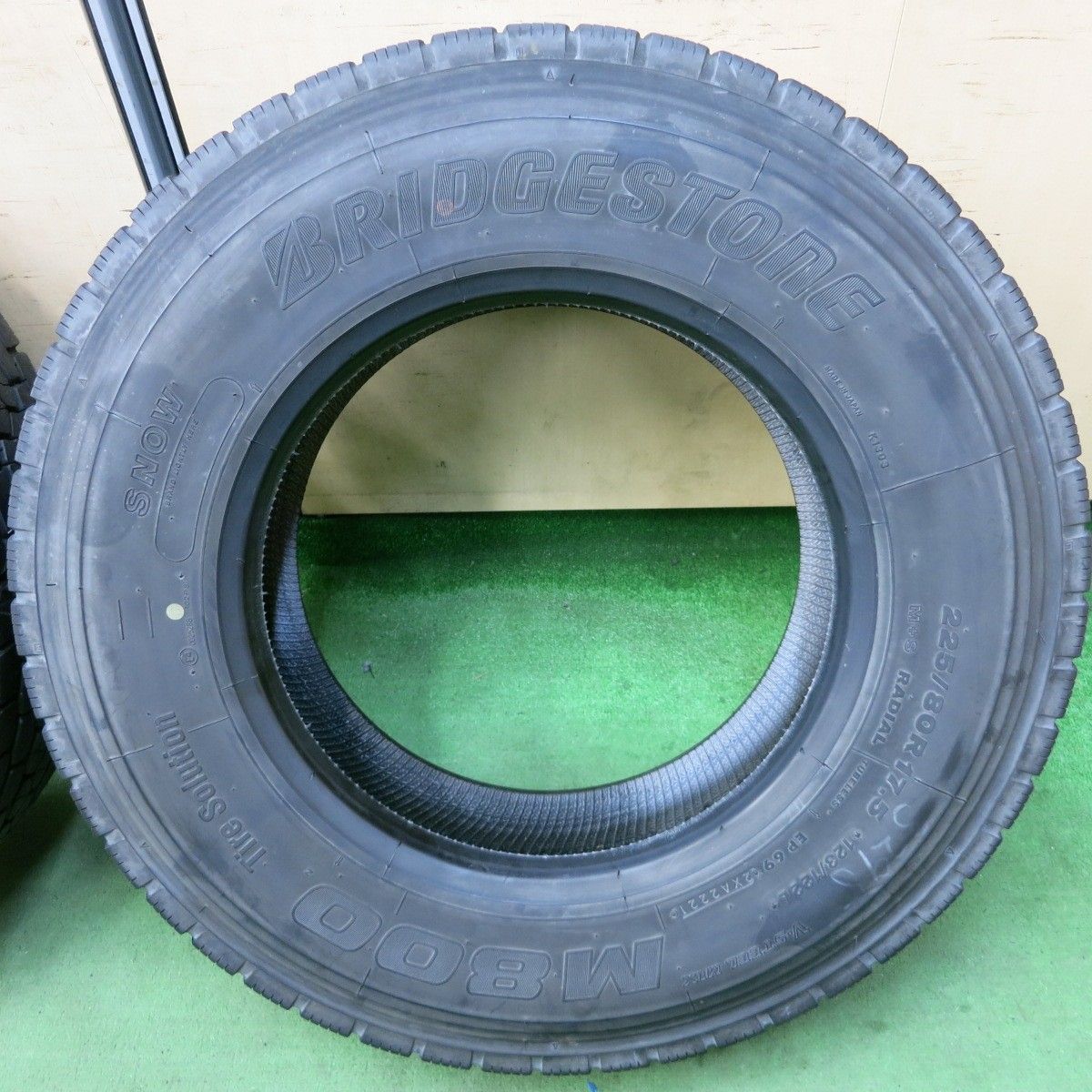 送料無料] バリ溝！21年！ほぼ10分！2本☆トラック タイヤ 225/80R17.5