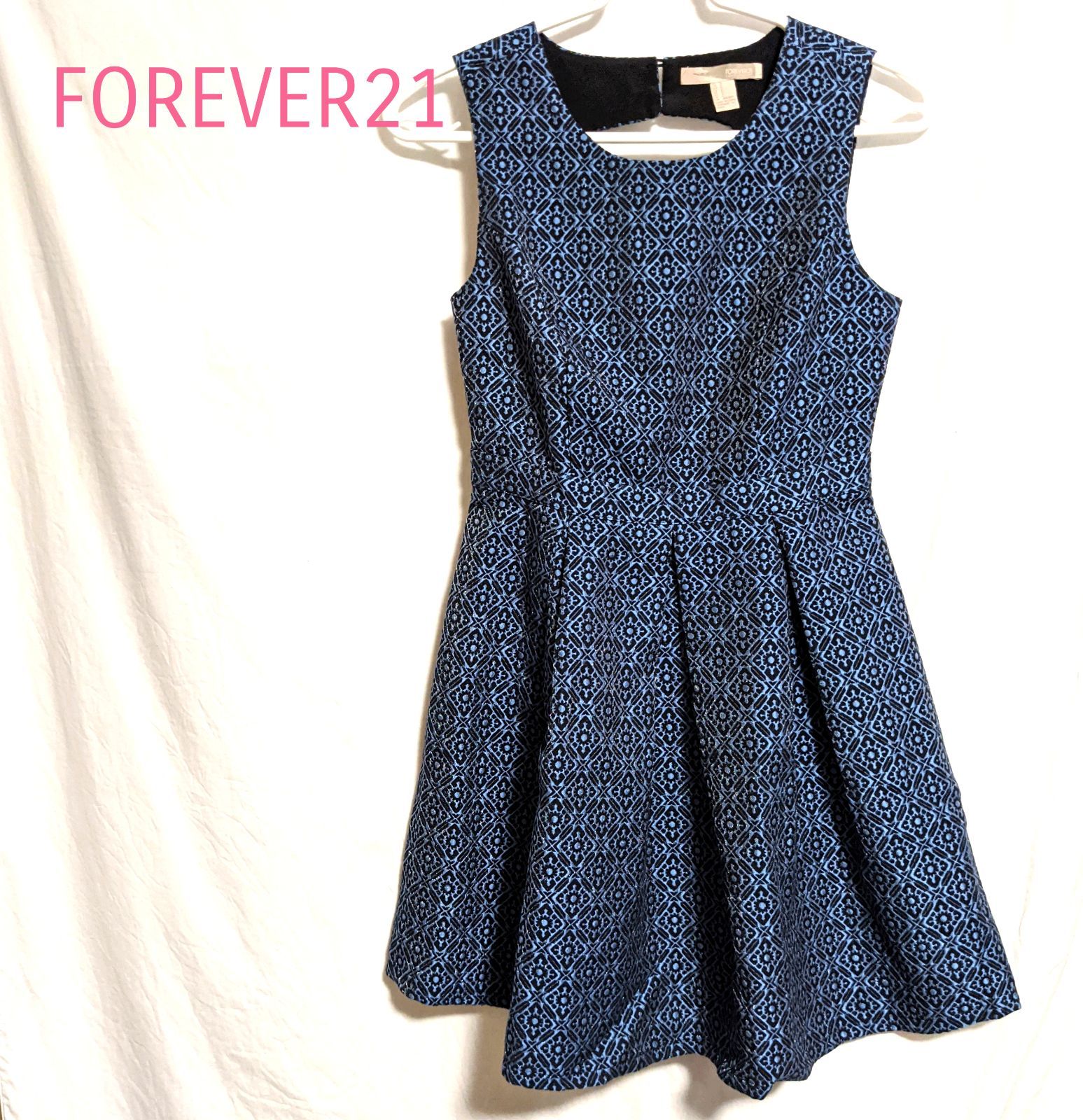 Forever 21 outlet navy dress