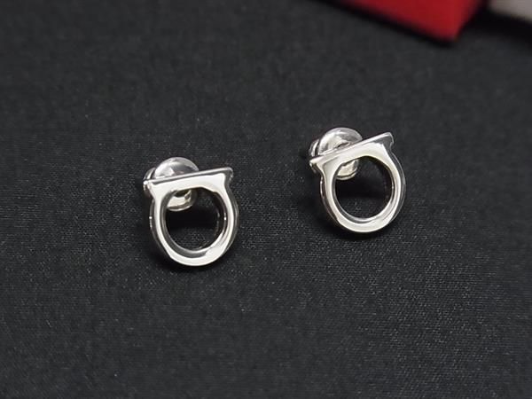 ■ Brand New ■ Unused ■ Salvatore Ferragamo Gancini Earrings Accessory Women's Silver FL9518