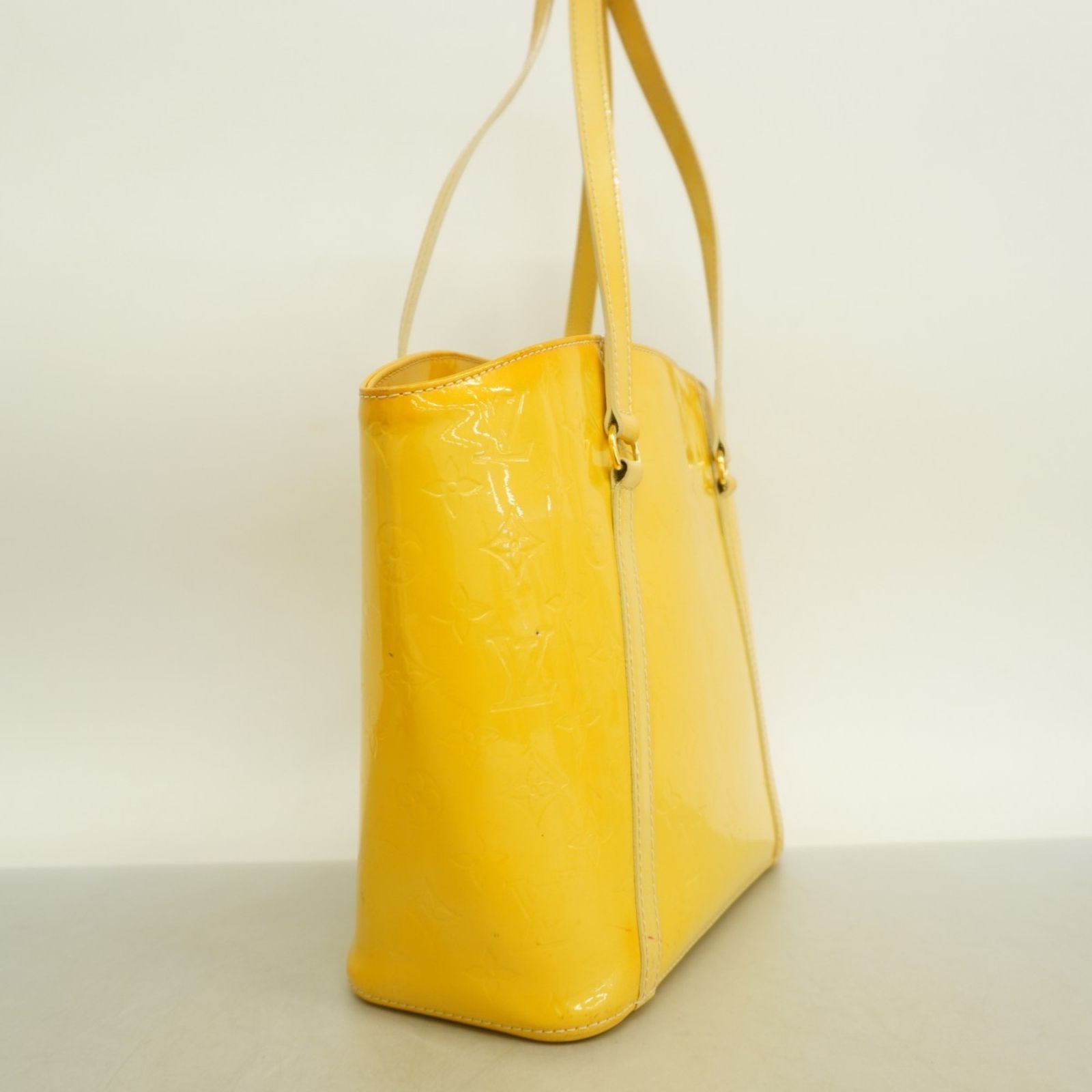 ルイヴィトン ヴェルニ アヴァロンMMアマラント トートバッグ ルイ