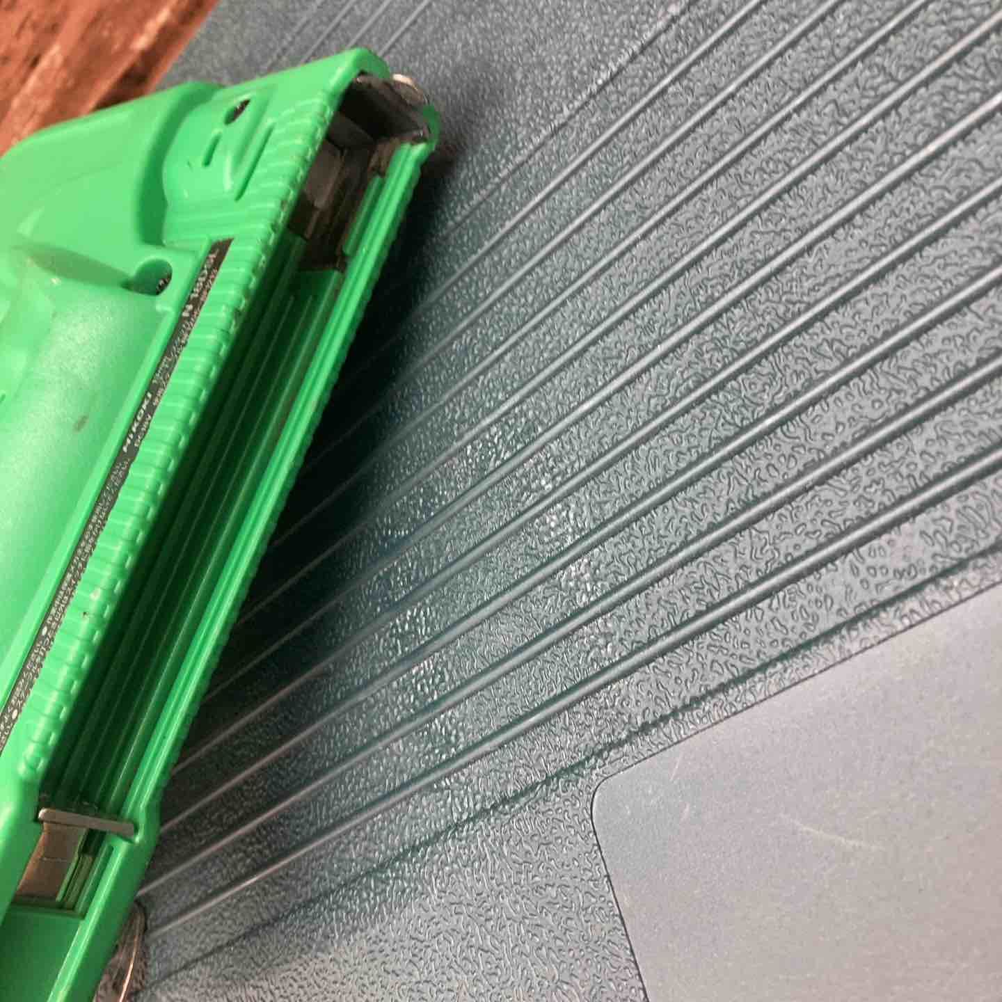 コードレスタッカ本体のみ N18DSL